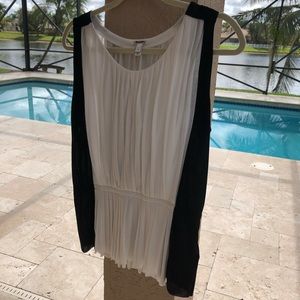 Black and white JCrew top